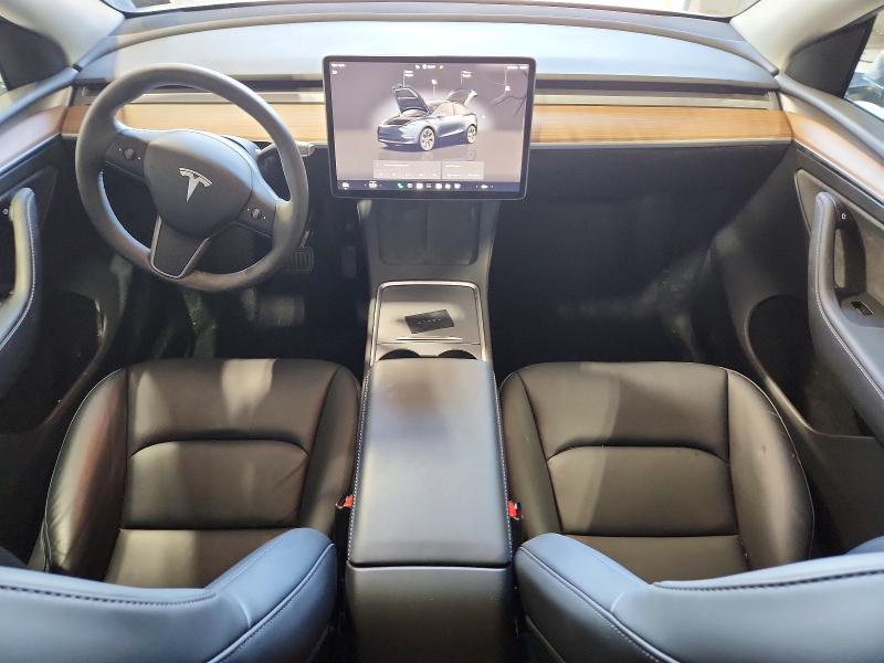 59997956 :رقم المزاد ، 7SAYGDEE9SF318510 vin ، 2025 Tesla Model Y مزاد بيع