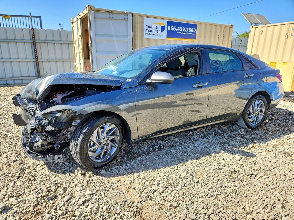 2026 Hyundai Elantra Hybrid მანქანა იყიდება აუქციონზე, vin: KMHLM4DJ3TU205302, აუქციონის ნომერი: 59863776