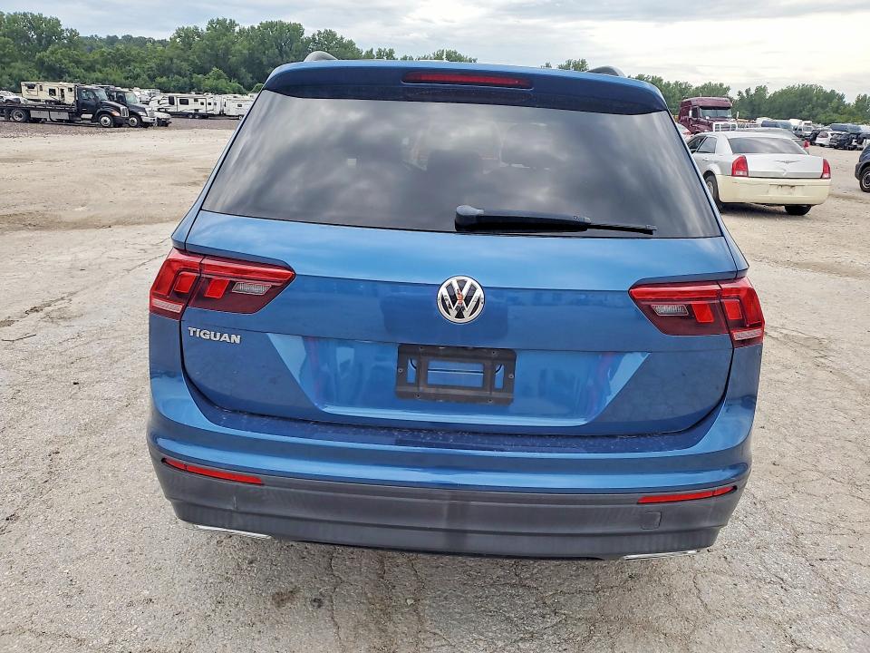 62930876 :رقم المزاد ، 3VV1B7AX2KM171451 vin ، 2019 Volkswagen Tiguan مزاد بيع