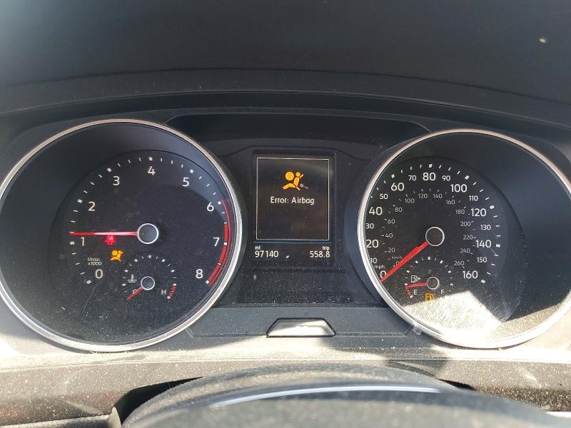 63478626 :رقم المزاد ، 3VV0B7AX0JM097053 vin ، 2018 Volkswagen Tiguan مزاد بيع