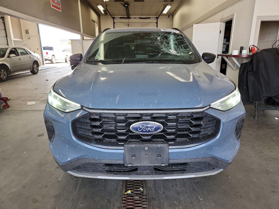 63129396 :رقم المزاد ، 1FMCU9MN6SUB07718 vin ، 2025 Ford Escape مزاد بيع
