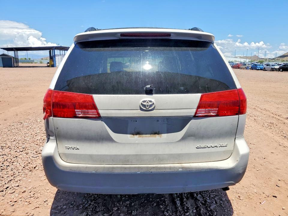 60810926 :رقم المزاد ، 5TDZA22C54S112979 vin ، 2004 Toyota Sienna مزاد بيع