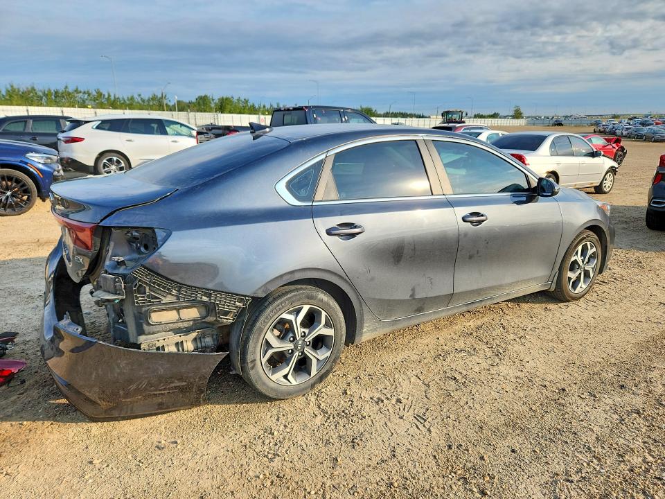 63215706 :رقم المزاد ، 3KPF54AD1ME391760 vin ، 2021 Kia Forte مزاد بيع