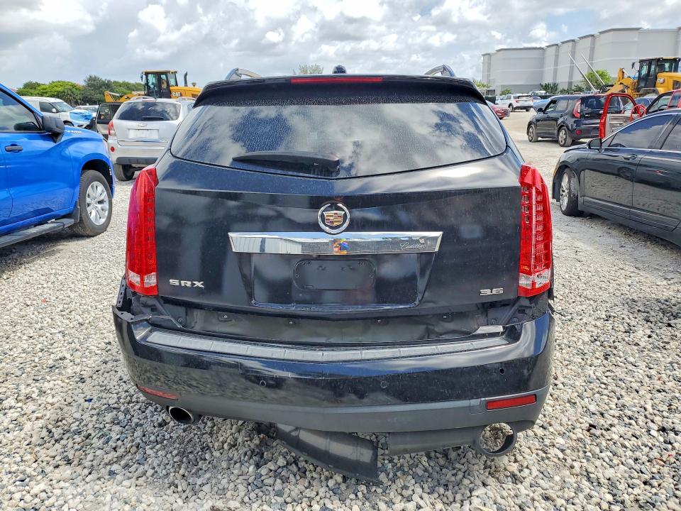 2015 Cadillac Srx მანქანა იყიდება აუქციონზე, vin: 3GYFNBE38FS610167, აუქციონის ნომერი: 61966376