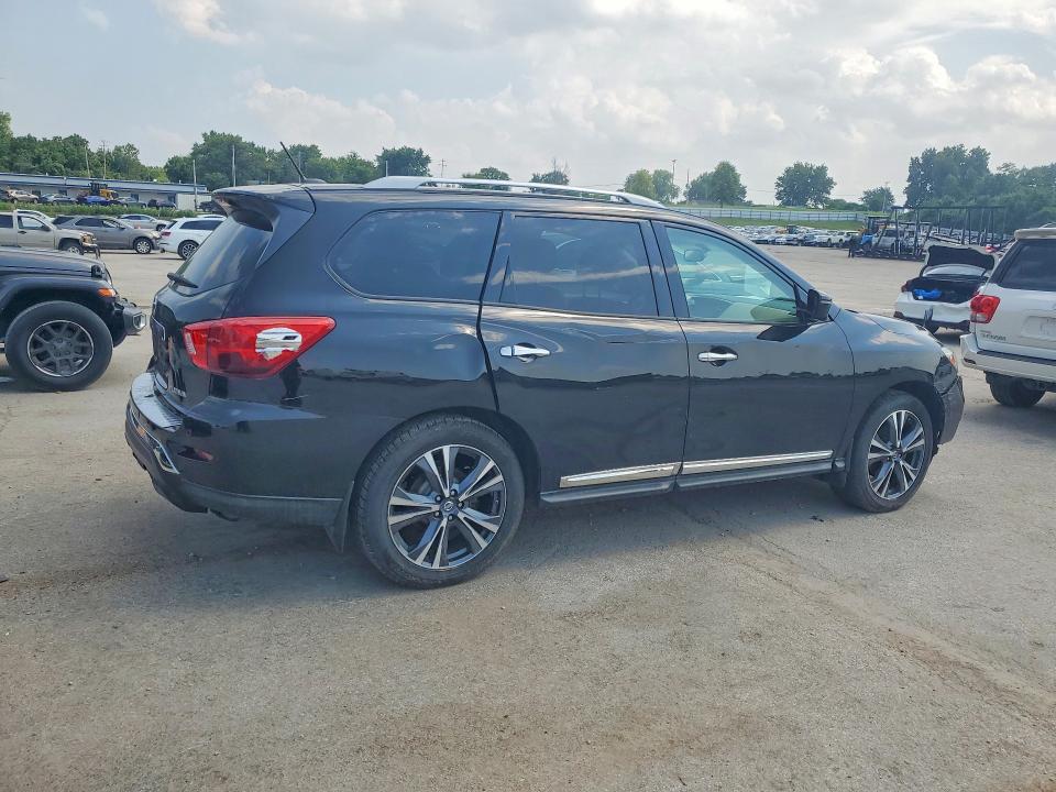 Продажа на аукционе авто 2017 Nissan Pathfinder, vin: 5N1DR2MN7HC624439, номер лота: 61736696