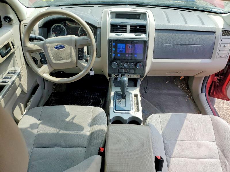 2011 Ford Escape მანქანა იყიდება აუქციონზე, vin: 1FMCU0DG3BKA35403, აუქციონის ნომერი: 61378876