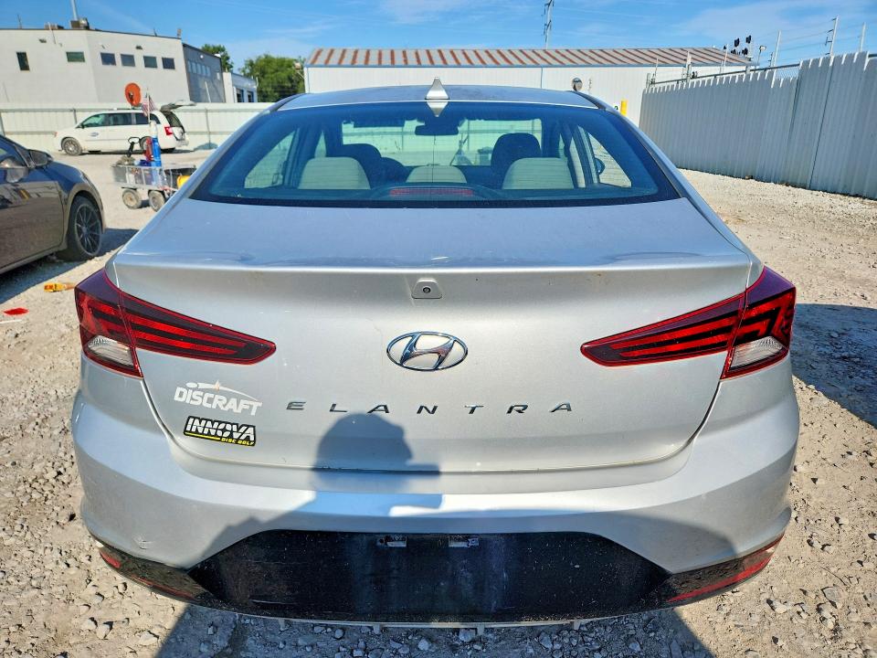 2019 Hyundai Elantra მანქანა იყიდება აუქციონზე, vin: 5NPD84LF2KH413142, აუქციონის ნომერი: 62449106