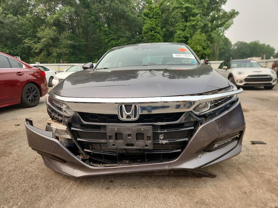 60419846 :رقم المزاد ، 1HGCV1F4XJA054031 vin ، 2018 Honda Accord مزاد بيع