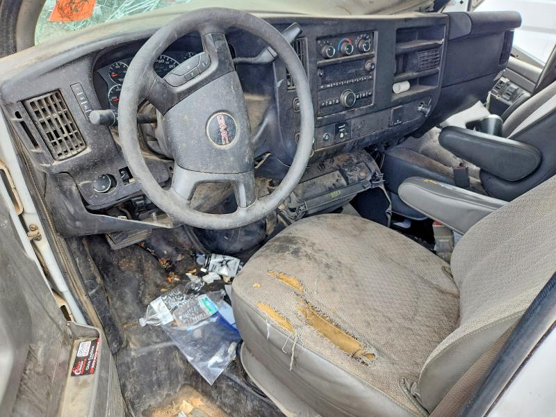 60736006 :رقم المزاد ، 1GTW7FCF0F1902286 vin ، 2015 Gmc Savana مزاد بيع