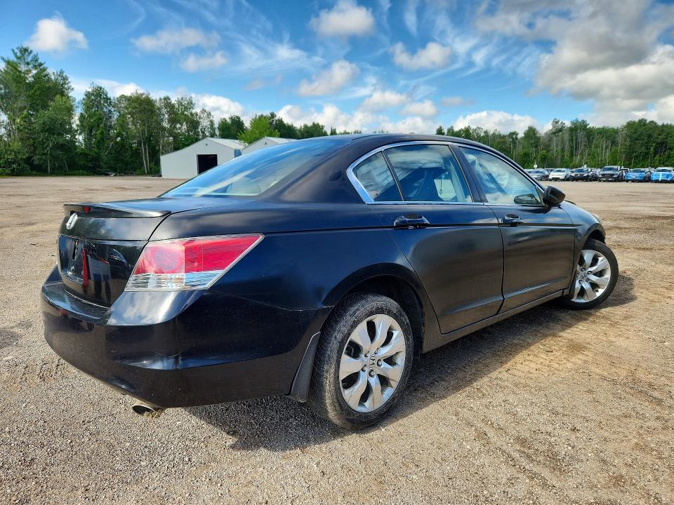 58321176 :رقم المزاد ، 1HGCP26738A800887 vin ، 2008 Honda Accord مزاد بيع