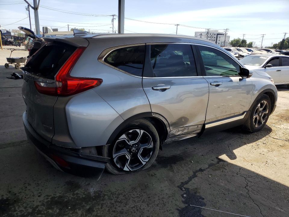 62138316 :رقم المزاد ، 7FARW1H9XHE022670 vin ، 2017 Honda Cr-v مزاد بيع