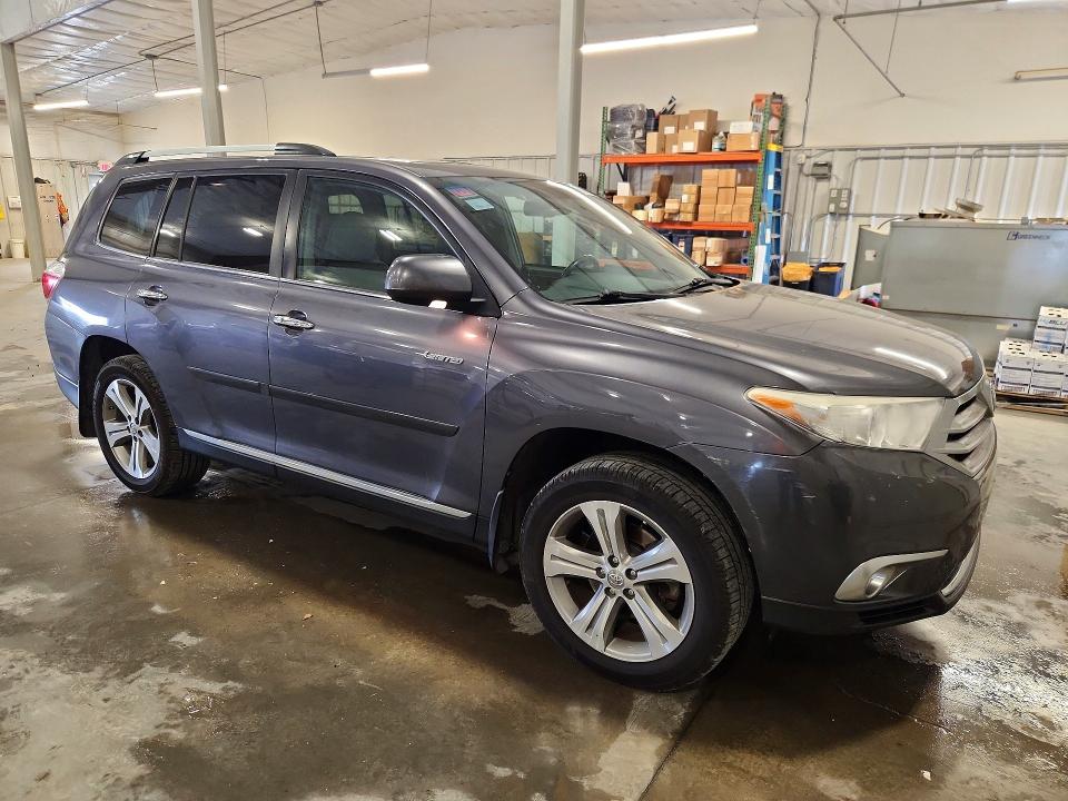 2011 Toyota Highlander მანქანა იყიდება აუქციონზე, vin: 5TDDK3EH3BS085198, აუქციონის ნომერი: 62956566
