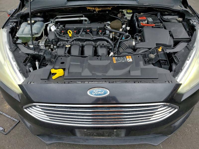 61446726 :رقم المزاد ، 1FADP3N22FL222111 vin ، 2015 Ford Focus مزاد بيع