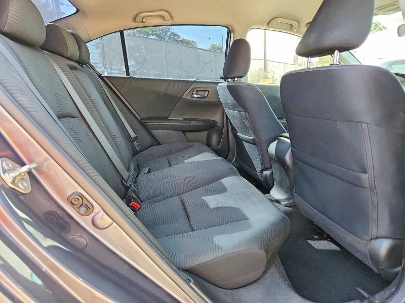 62085346 :رقم المزاد ، 1HGCR2F3XFA166997 vin ، 2015 Honda Accord مزاد بيع