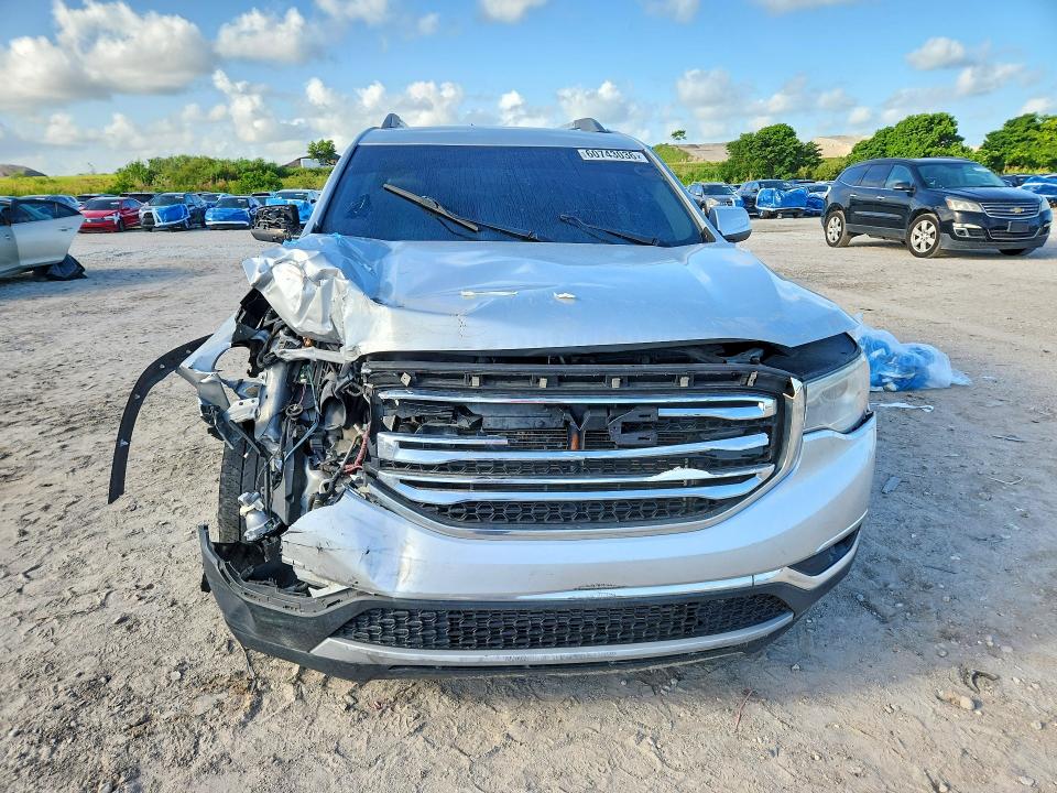 60743036 :رقم المزاد ، 1GKKNMLS6HZ156635 vin ، 2017 Gmc Acadia مزاد بيع
