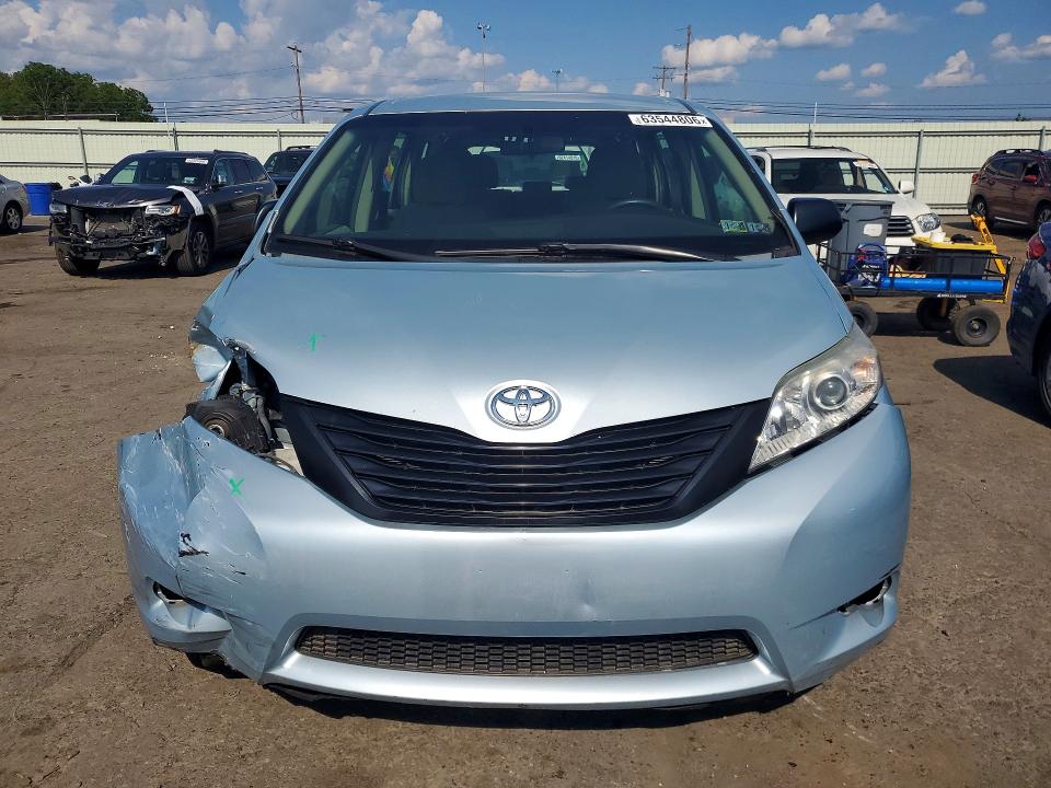 Продаж на аукціоні авто 2015 Toyota Sienna, vin: 5TDZK3DC8FS600777, номер лоту: 63544806