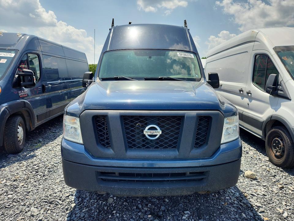 59186376 :رقم المزاد ، 1N6BF0LX9FN803544 vin ، 2015 Nissan Nv مزاد بيع