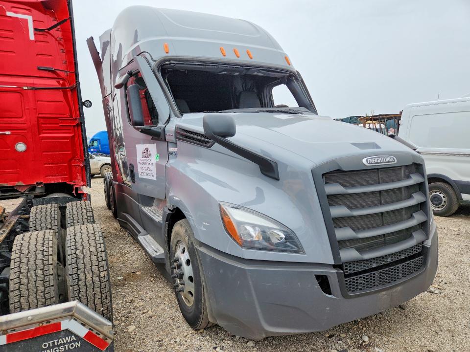 Продажа на аукционе авто 2026 Freightliner Cascadia 126, vin: 3AKJHHDR2TSWS0272, номер лота: 61211046