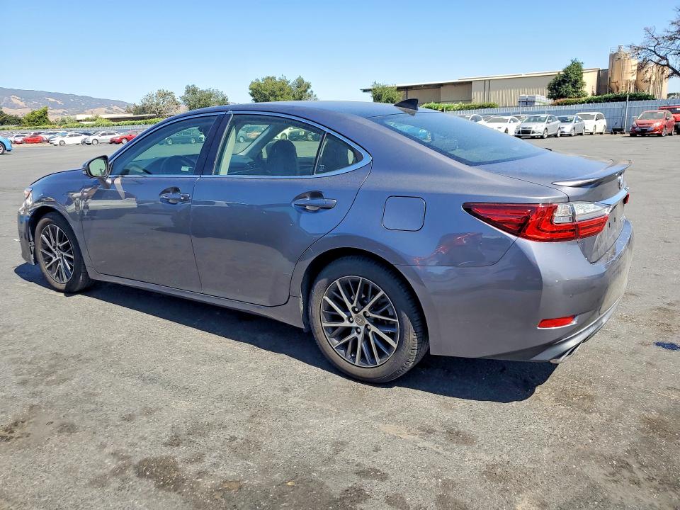 61406706 :رقم المزاد ، JTHBK1GG5H2251168 vin ، 2017 Lexus Es مزاد بيع