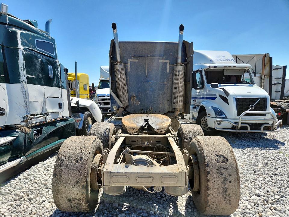2005 Freightliner Columbia 1 მანქანა იყიდება აუქციონზე, vin: 1FUJA6CK15LU00648, აუქციონის ნომერი: 60630806