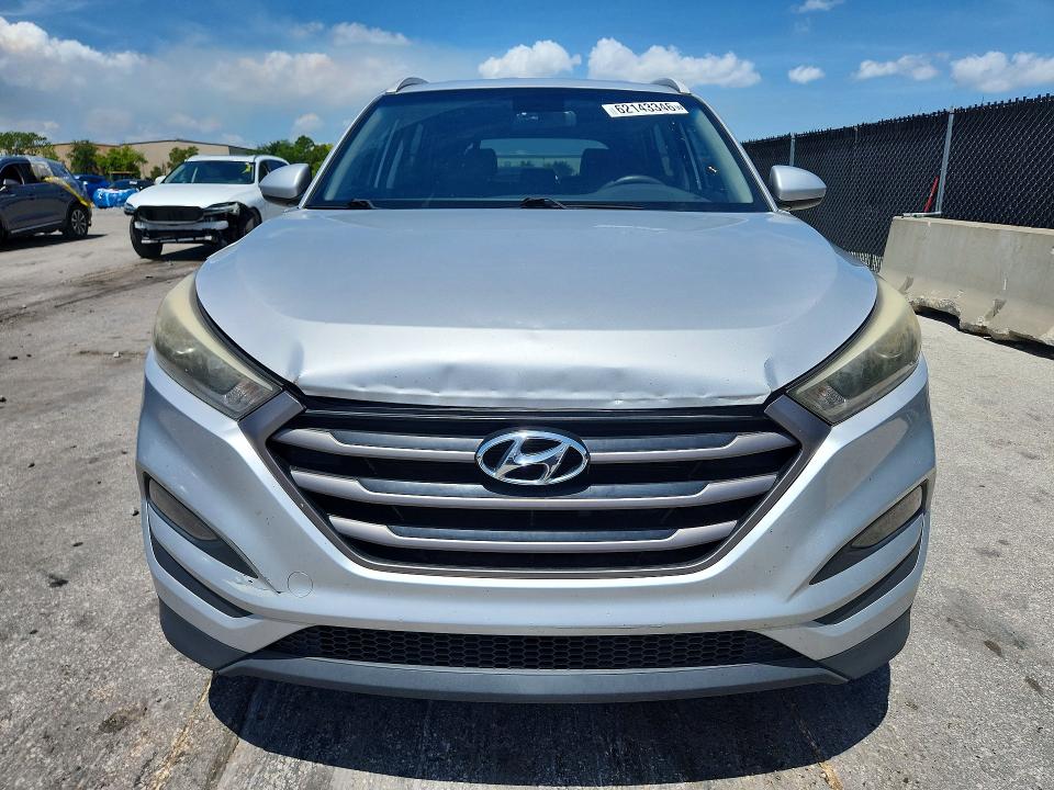 2016 Hyundai Tucson მანქანა იყიდება აუქციონზე, vin: KM8J33A40GU137825, აუქციონის ნომერი: 62143346