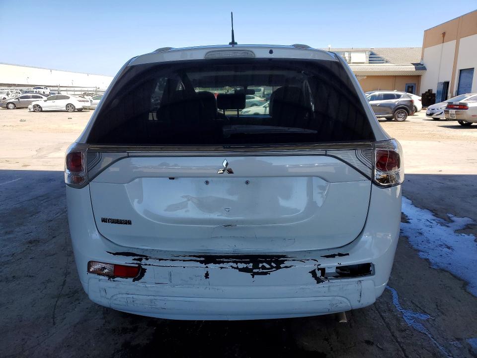2014 Mitsubishi Outlander მანქანა იყიდება აუქციონზე, vin: JA4AD3A35EZ001791, აუქციონის ნომერი: 62723656