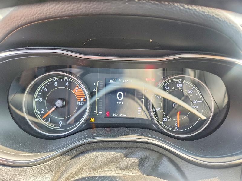 59298216 :رقم المزاد ، 1C4PJMCX6KD338056 vin ، 2019 Jeep Cherokee مزاد بيع
