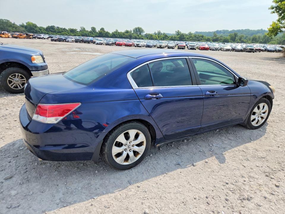 2010 Honda Accord მანქანა იყიდება აუქციონზე, vin: 1HGCP2F73AA144230, აუქციონის ნომერი: 62417806