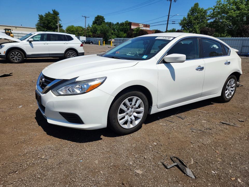 2018 Nissan Altima მანქანა იყიდება აუქციონზე, vin: 1N4AL3AP4JC119037, აუქციონის ნომერი: 61153036