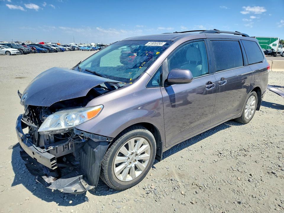 2012 Toyota Sienna მანქანა იყიდება აუქციონზე, vin: 5TDDK3DC6CS044295, აუქციონის ნომერი: 61806956