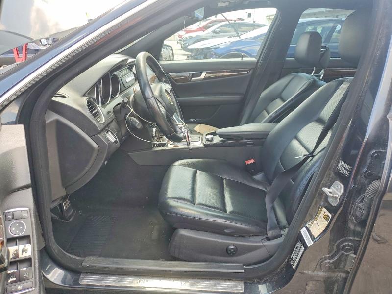 59302196 :رقم المزاد ، WDDGF5HB6CR218904 vin ، 2012 Mercedes-benz C مزاد بيع