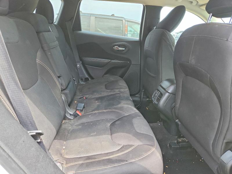 2015 Jeep Cherokee მანქანა იყიდება აუქციონზე, vin: 1C4PJLCB6FW643520, აუქციონის ნომერი: 60460256