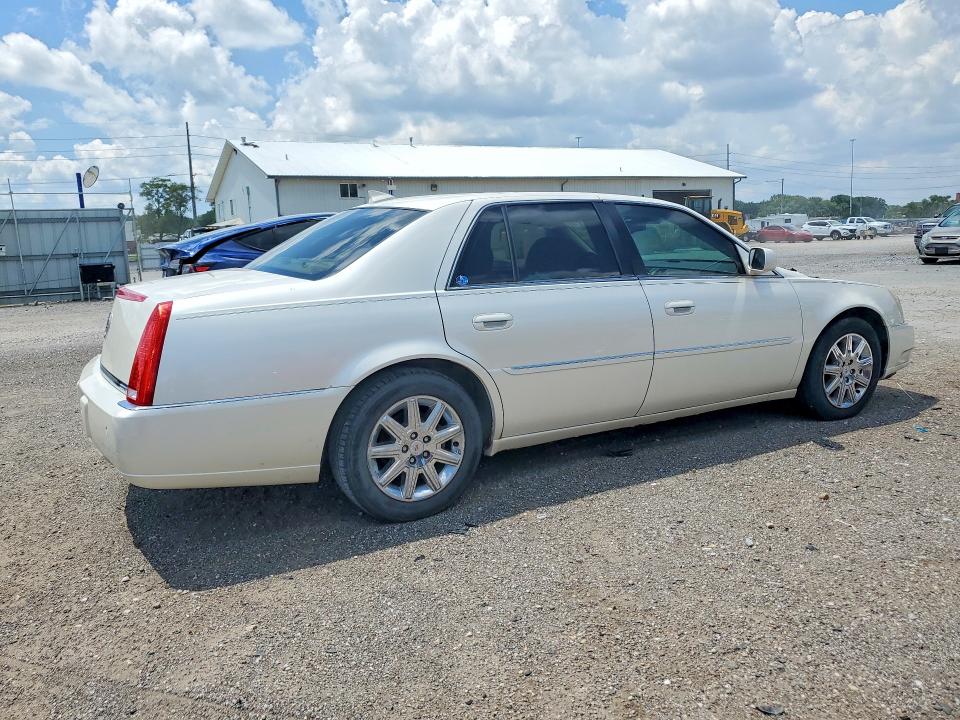 2011 Cadillac Dts მანქანა იყიდება აუქციონზე, vin: 1G6KH5E64BU103948, აუქციონის ნომერი: 85636575