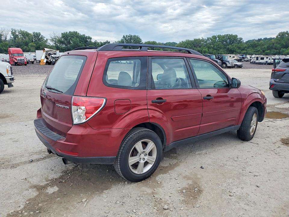 Продаж на аукціоні авто 2011 Subaru Forester, vin: JF2SHBBC2BH783106, номер лоту: 63040296