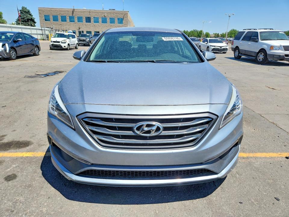 2015 Hyundai Sonata მანქანა იყიდება აუქციონზე, vin: 5NPE34AF8FH099041, აუქციონის ნომერი: 60896746