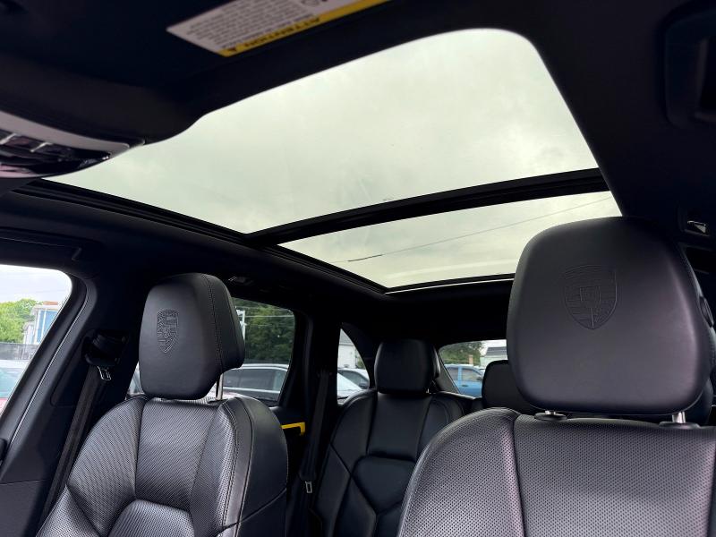 60371366 :رقم المزاد ، WP1AA2A21JKA02261 vin ، 2018 Porsche Cayenne مزاد بيع
