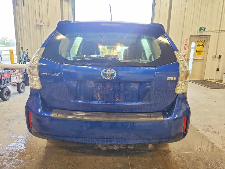 62569846 :رقم المزاد ، JTDZN3EU9E3312295 vin ، 2014 Toyota Prius V مزاد بيع