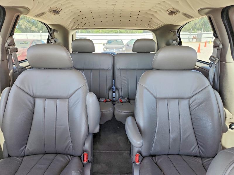 60069016 :رقم المزاد ، 2C8GP54L11R238019 vin ، 2001 Chrysler Town & Country مزاد بيع