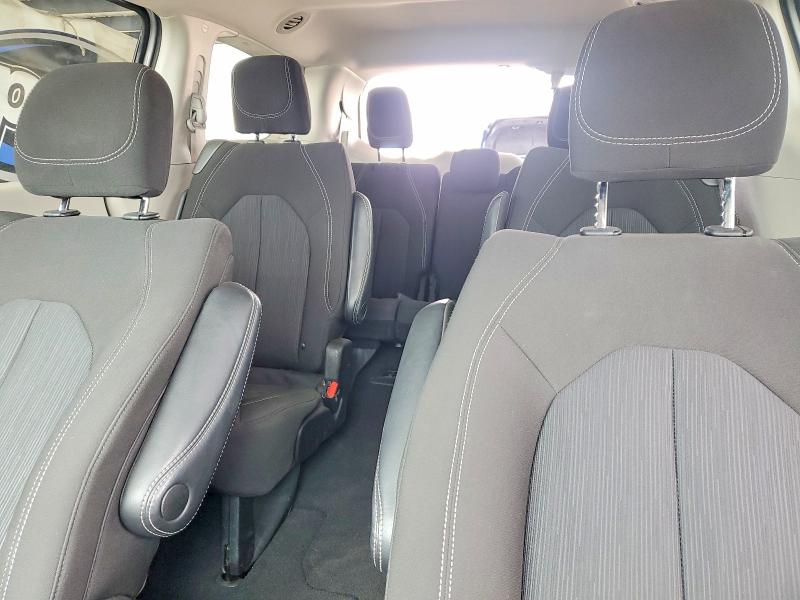 Продажа на аукционе авто 2023 Chrysler Voyager, vin: 2C4RC1CGXPR615605, номер лота: 60703516