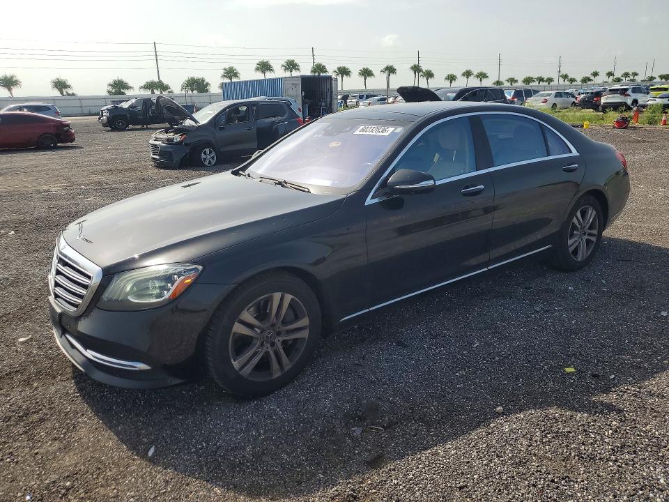 60232836 :رقم المزاد ، WDDUG8GB8JA371718 vin ، 2018 Mercedes-benz S مزاد بيع