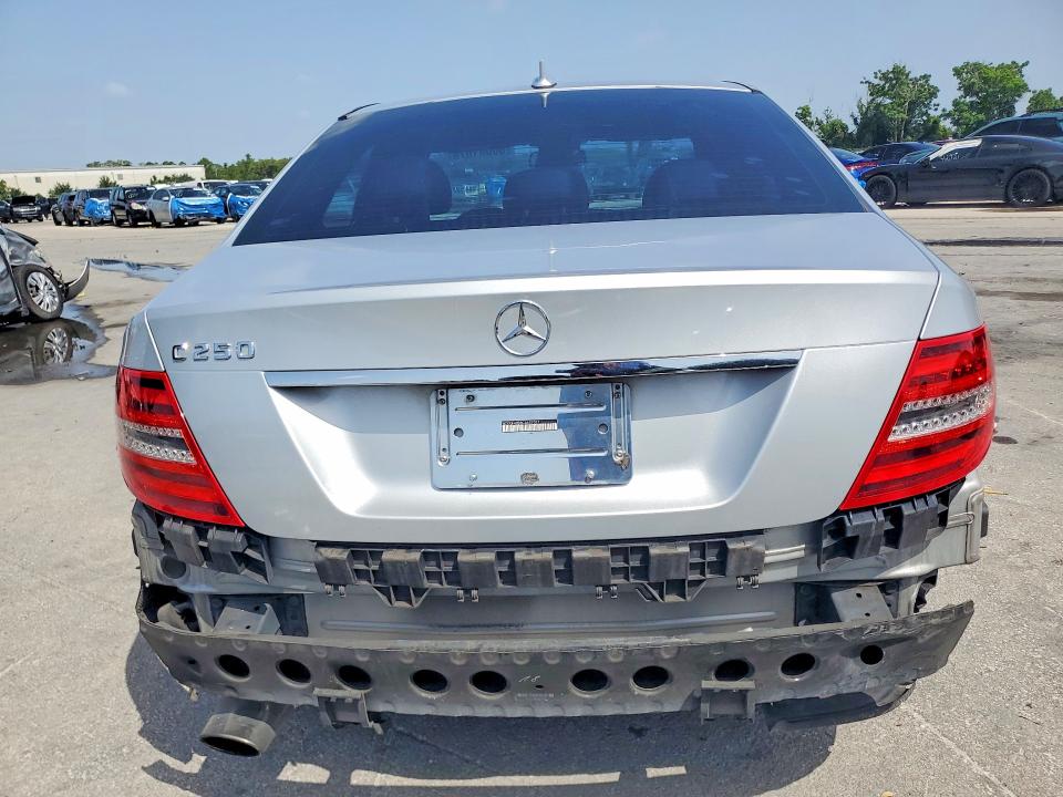 Продажа на аукционе авто 2012 Mercedes-benz C, vin: WDDGF4HB8CA607021, номер лота: 60081076