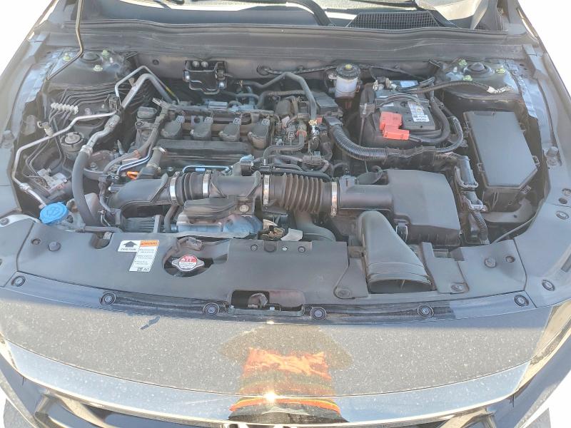 60438596 :رقم المزاد ، 1HGCV1F45NA098511 vin ، 2022 Honda Accord مزاد بيع