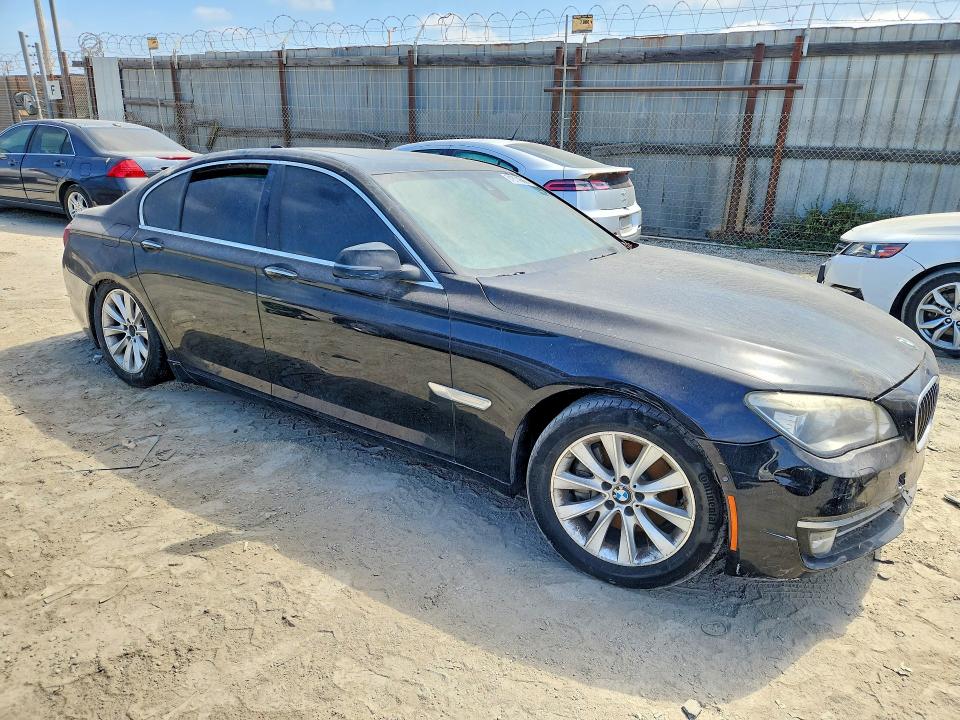 2015 Bmw 740 მანქანა იყიდება აუქციონზე, vin: WBAYA6C5XFD827027, აუქციონის ნომერი: 61874666