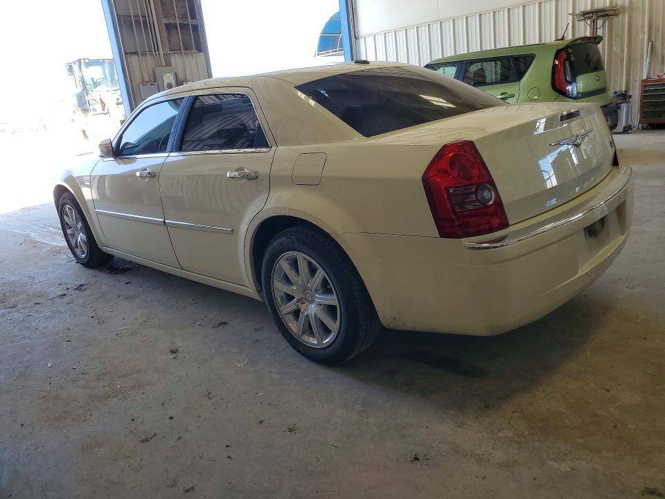 2010 Chrysler 300 მანქანა იყიდება აუქციონზე, vin: 2C3CA3CV8AH137515, აუქციონის ნომერი: 60387596