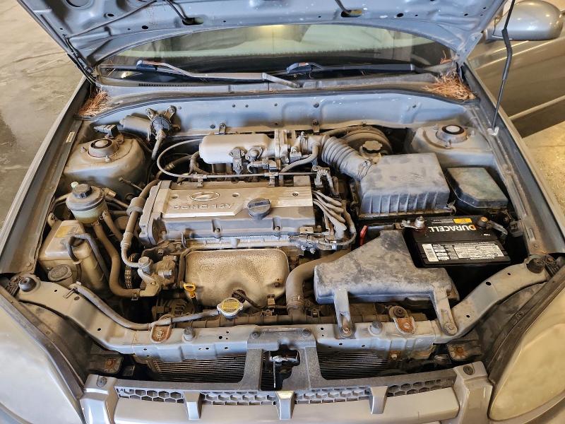61409886 :رقم المزاد ، KMHCG45C65U600505 vin ، 2005 Hyundai Accent مزاد بيع