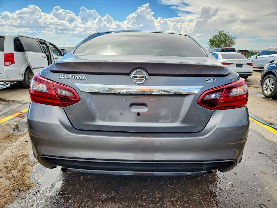 62630096 :رقم المزاد ، 1N4AL3AP6JC119640 vin ، 2018 Nissan Altima مزاد بيع