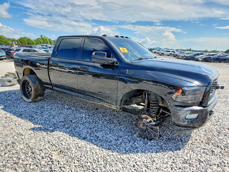 60222426 :رقم المزاد ، 3C6UR5CL6GG132607 vin ، 2016 Ram 2500 مزاد بيع