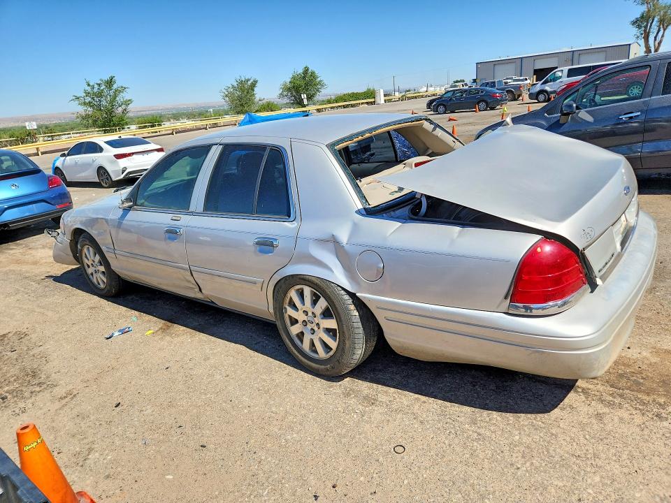 2007 Ford Crown Victoria მანქანა იყიდება აუქციონზე, vin: 2FAFP74V17X145828, აუქციონის ნომერი: 60793936