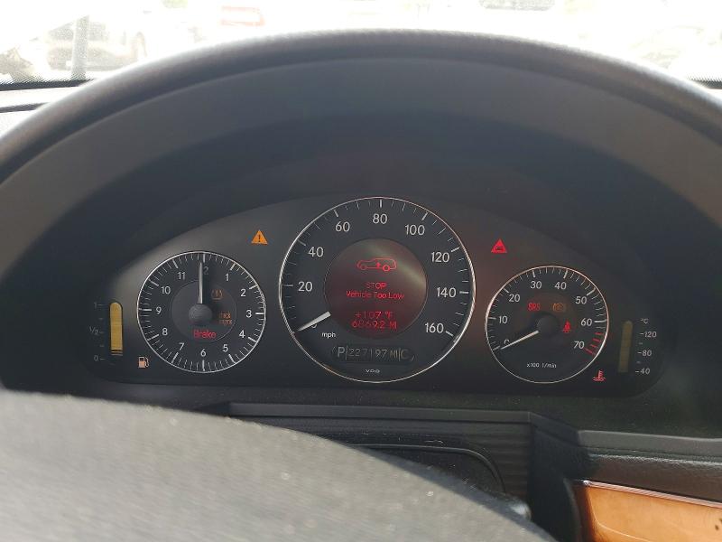 62727606 :رقم المزاد ، WDBUH87X48B242221 vin ، 2008 Mercedes-benz E مزاد بيع