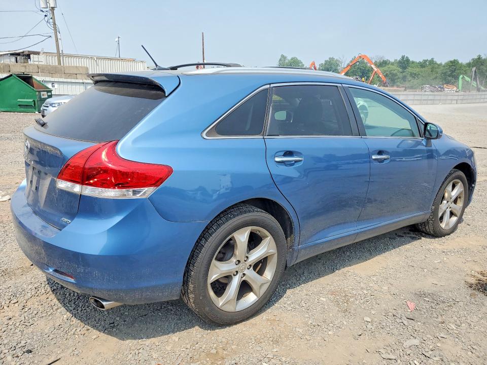 61517596 :رقم المزاد ، 4T3BK3BB6BU049642 vin ، 2011 Toyota Venza مزاد بيع